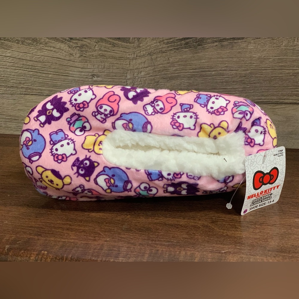 Hello Kitty & Friends Fuzzy - NEW - Picture 5 of 5